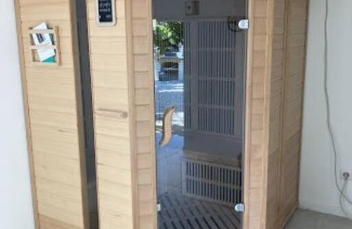 Saint Vivien House | gîte 2 à 4 personnes (SPA, Sauna, piscine chauffée)