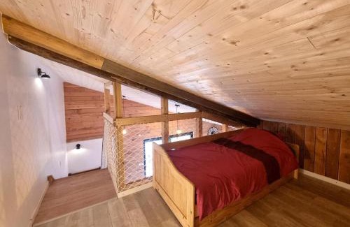 Pouilly-les-Feurs House | Gîte 4 pers. avec charme rustique et animaux acceptés - FR-1-496-345