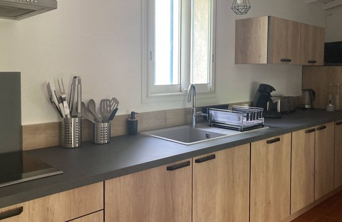 Gignac Cottage | Gîte 6/8 persons swimming pool/tennis court