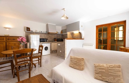 Saint-Romain-en-Viennois Apartment | Gîte Aloe Vera