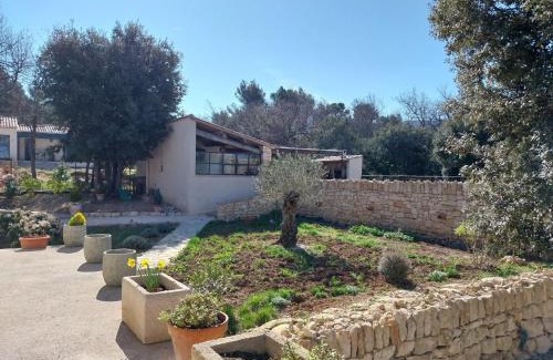 Menerbes Apartment | Gîte Bienvenue Chez Nous