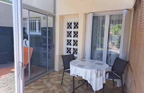 Tarascon-sur-Ariege Apartment | Gîte Champagne 3* bungalow 2 pers