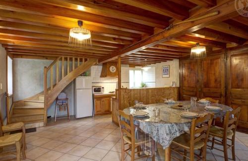 Saint-Bonnet-le-Courreau House | Gîte charme 8 pers, animaux admis, nature et randonnée - FR-1-496-28