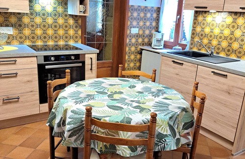 Sainte-Marie-aux-Mines House | Gîte chez Jean-Pierre " LES HIRONDELLES" F2- 100€ for1 night (2nights min)