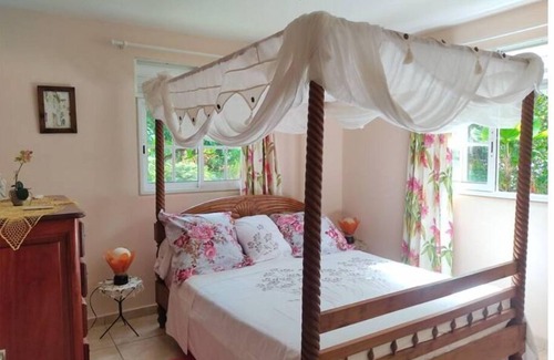 Saint-Claude Bed & Breakfast | Gîte Chez Marie