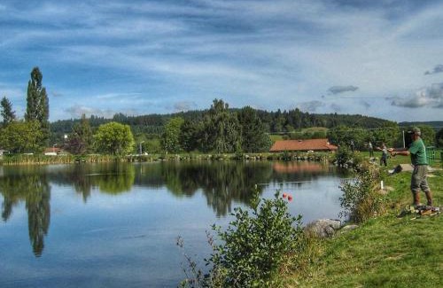 Saint-Marcel-dʼUrfe House | Gîte convivial à la ferme, animaux admis - FR-1-496-235