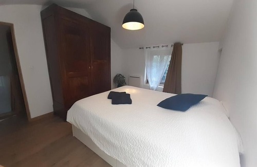 Porte des Pierres Dorees Bed & Breakfast | Gîte Dans Maison Médiévale Beaujolaise