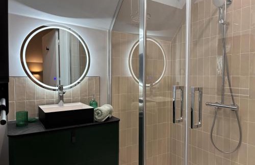 Autry-Issards House | Gîte de Charme à Autry-Issards, 8 pers, Animaux Acceptés - FR-1-489-577