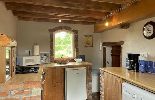 Lurcy-Levis House | Gîte de charme à Lurcy-Lévis, campagne calme, vélos à disposition - FR-1-489-580