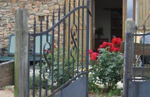 Neulise House | Gîte de charme à Neulise, animaux acceptés, parking, internet - FR-1-496-376