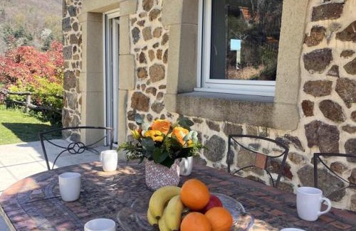 Pilat Rhodanien House | Gîte de charme avec terrasse et jardin en Rhône-Alpes - FR-1-496-363
