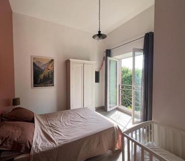 Corbelin House | Gîte de charme entre campagne et montagne