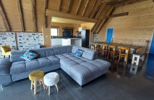Paulhenc House | Gîte de Groupe 12 Personne