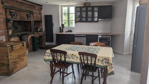 Mosnac House | Gîte de l'ancienne boulangerie de Mosnac