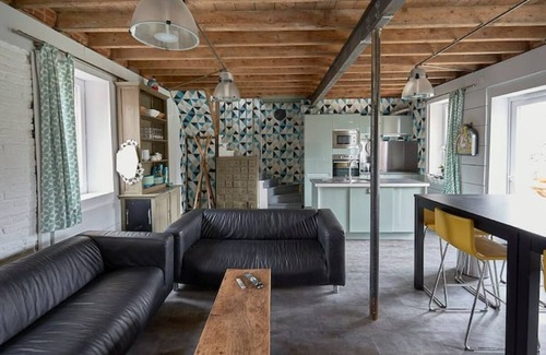 Cuverville-sur-Yeres Bed & Breakfast | Gîte de L'abreuvoir Pour Randonnées et Balades