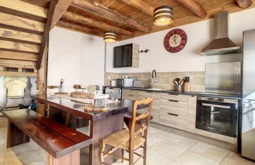 Nistos House | Gîte de montagne « Les Pivoines » à Nistos