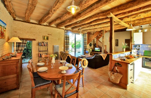 La Chapelle-Aubareil House | GÎTE DORDOGNE WITH PRIVATE POOL BETWEEN GROTTE DE LASCAUX AND SARLAT