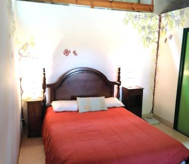 Montlieu la Garde House | Gîte du grand Chêne