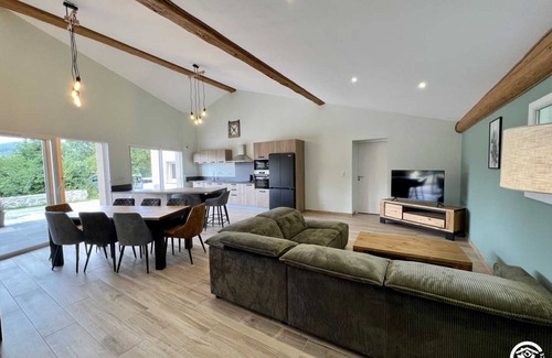 Roquefeuil House | Gîte du Tatou - ROQUEFEUIL