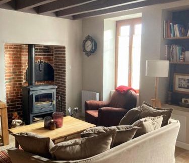 Saint-Martin-sur-Ocre House | Gîte entre Loire et Campagne