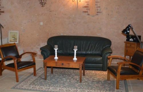 Nazelles-Negron House | Gîte familial avec piscine au cœur des châteaux de la Loire - FR-1-381-7