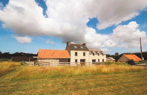 Saint-Fregant House | Gîte Familial - Kidour House