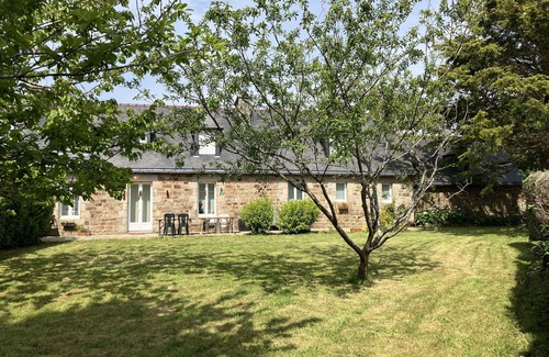 Ploulech House | Gîte Gai Matin