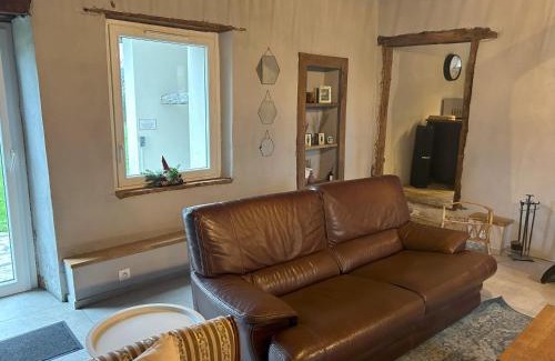 Saint-Sorlin-de-Morestel Villa | Gîte le clos Margherite 14 personnes piscine