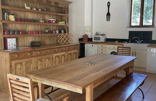 Montouliers House | Gîte Le Millésime Dans un Charmant Village Typique du Sud