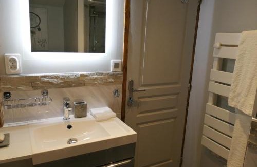 Morey-Saint-Denis Apartment | Gîte Les Hauts de Morey - Aux Amoureuses