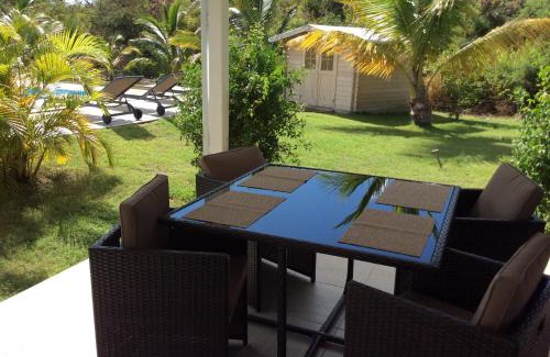 Guery House | Gîte Les Jardins d'Enoha