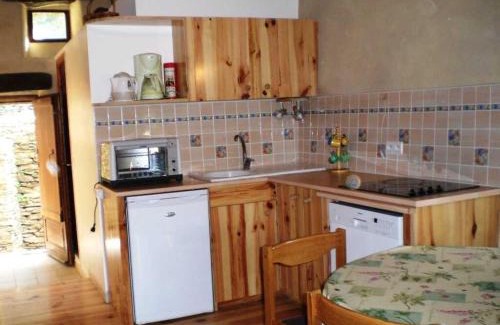 Navas House | Gîte Maison Cavalier 2/4 personnes à Gabriac