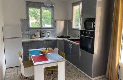 Pointe-Noire House | Gîte Malou II, Peaceful country house