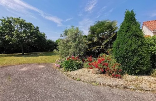 Bressuire Cottage | Gîte Natura Bella