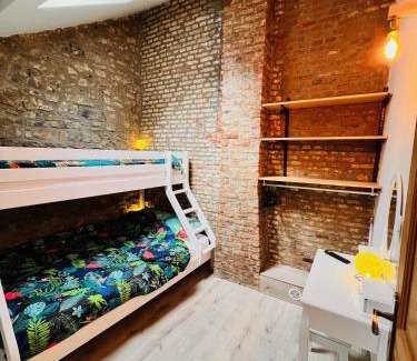 Givet House | Gîte où l'âme-agit