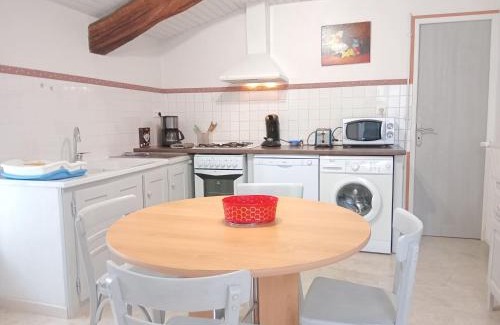 Barbaste House | Gîte Seringa - Maison en pleine campagne - 5 minutes centre équestre