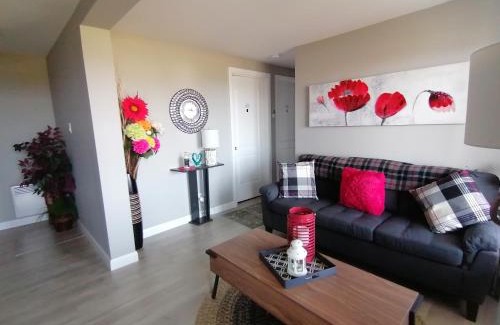 Sainte-Madeleine-de-la-Riviere-Madeleine Bed & Breakfast | Gîte Shoreline de la terre à la mer