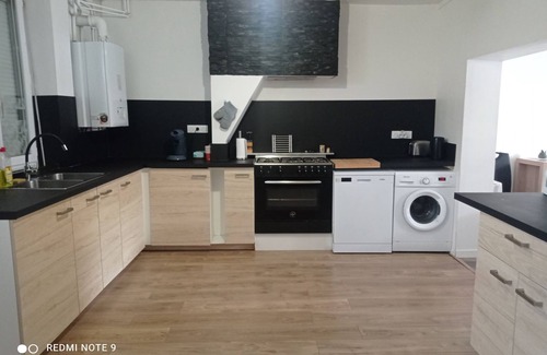 Gravelines House | Gîte Situé à 1 km de la Centrale Nucléaire. Tout Confort, Proximité Commerce