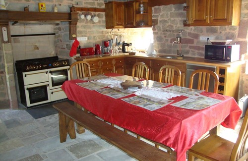 Noailhac House | Gîte sleeps 8