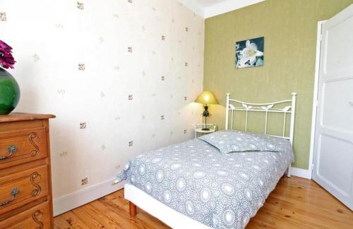 Champosoult House | Gîte spacieux à la ferme avec jardin, WIFI et animaux acceptés - FR-1-497-27