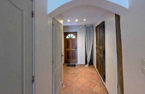 Errevet House | Gîte spacieux au cœur des Vosges du Sud avec jardin et parking sécurisés - FR-1-583-462