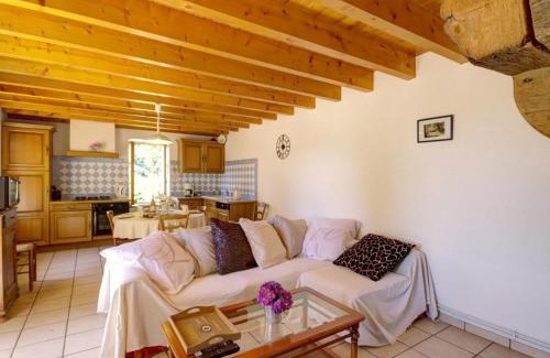 Les Salles House | Gîte spacieux et charmant pour 10 avec jardin et animaux admis - FR-1-496-60