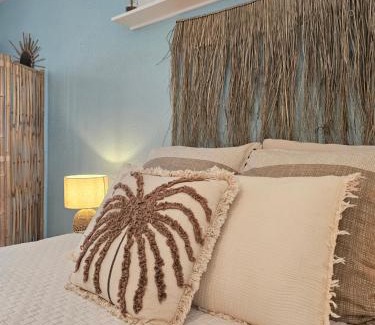 La Roche-sur-Yon Apartment | Gîte "Tahiti", parking securise