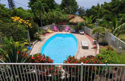 Bouillante Ski Chalet | Gîte Ti Papiyon