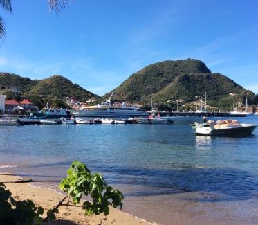 Terre-de-Haut House | Gîtes dans un jardin