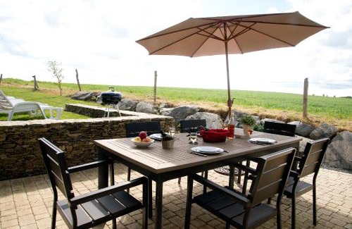 Saint-Maurice-des-Noues House | Gîtes la Bréjolière