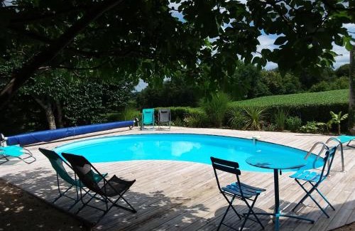 Sauveterre-la-Lemance House | Gîtes Lalaurie