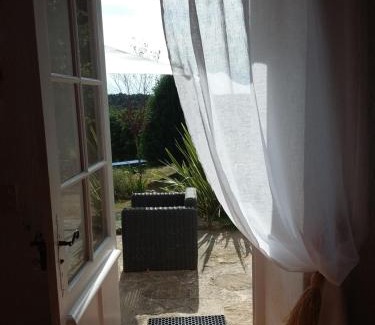 Sauveterre-la-Lemance House | Gîtes Lalaurie