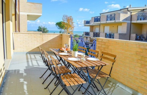 Foggetta Apartment | G.Bay D17 - First floor apartment with balcony and pool view