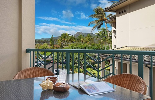 Wailua Condo | G305 - 2 BR Suite in Kapaa - Sleeps 6, Full Kitchen, AC, Pool, Waterslides, Fun!